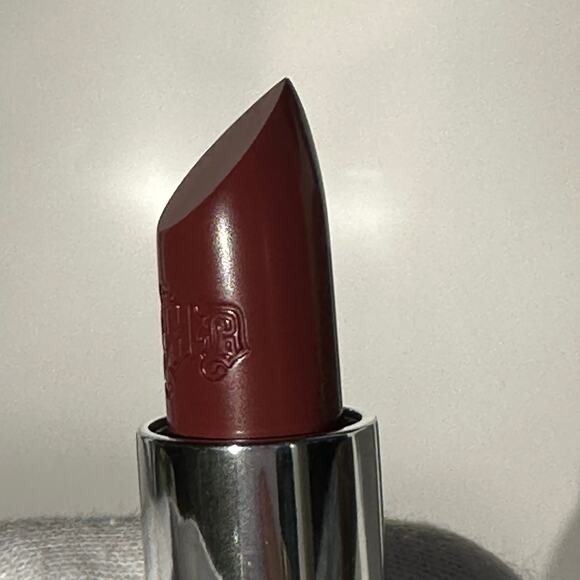 KVD Beauty Kat von D Studded Kiss Lipstick Cathedral Full Size 3.0g .10 oz BNIB - Picture 3 of 13